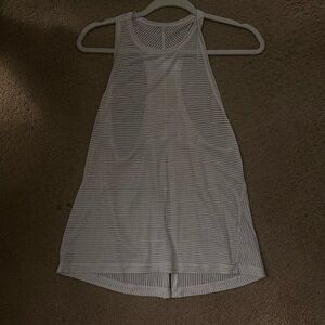 LULULEMON white ribbed tank